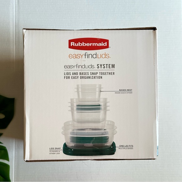 Rubbermaid 30 piece set - NEW - Picture 3 of 7